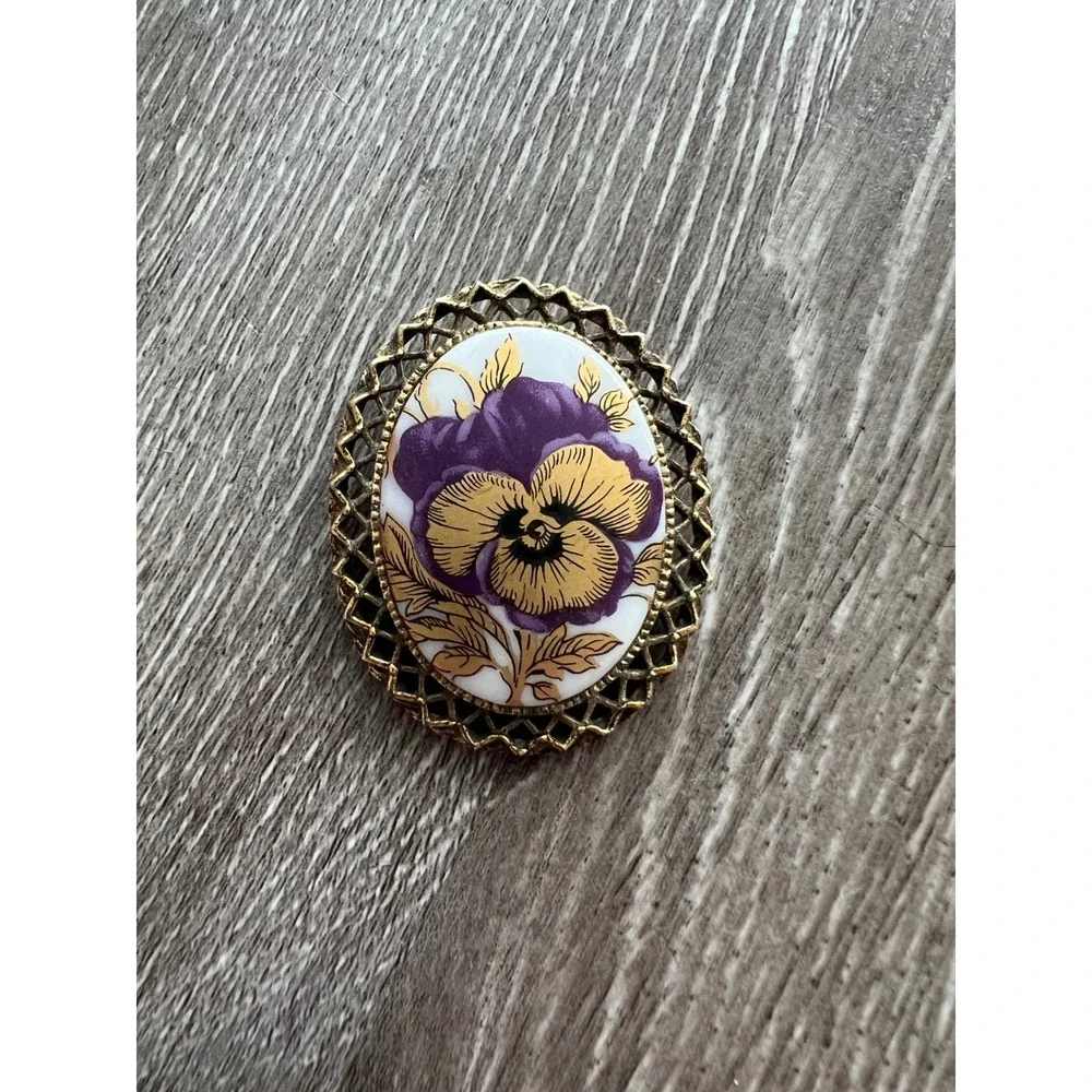 Unbranded Brooch and Pendant Women OS Purple Gold Pansy Floral Filigree Vintage